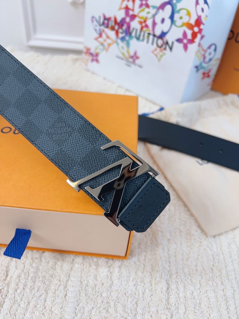 l0vis Vvtt0n belts